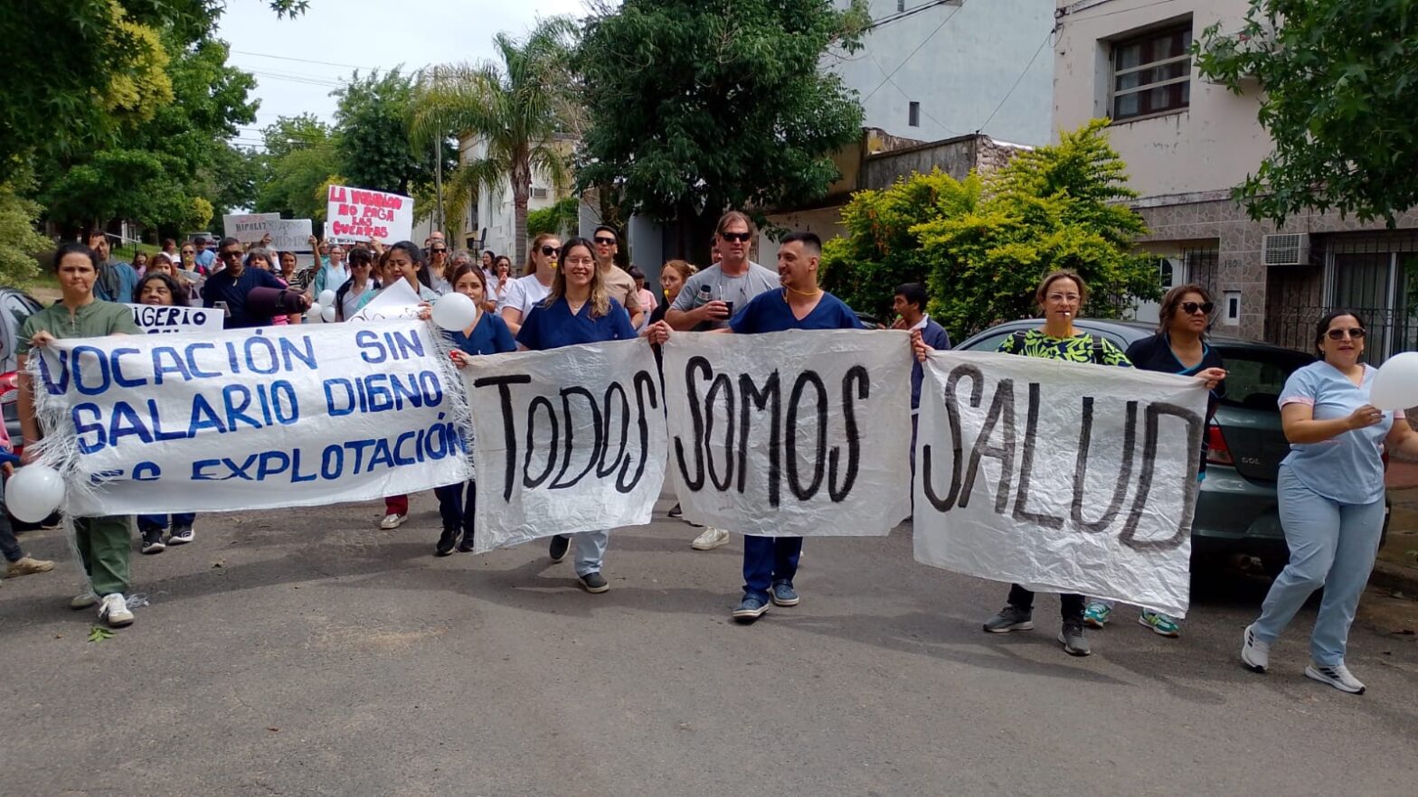 e6fbef0a-7dc1-4a35-ba06-58ab835513fb-1568x882